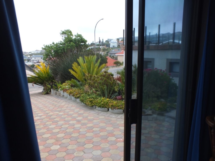 4 Bedroom Property for Sale in Dana Bay Western Cape